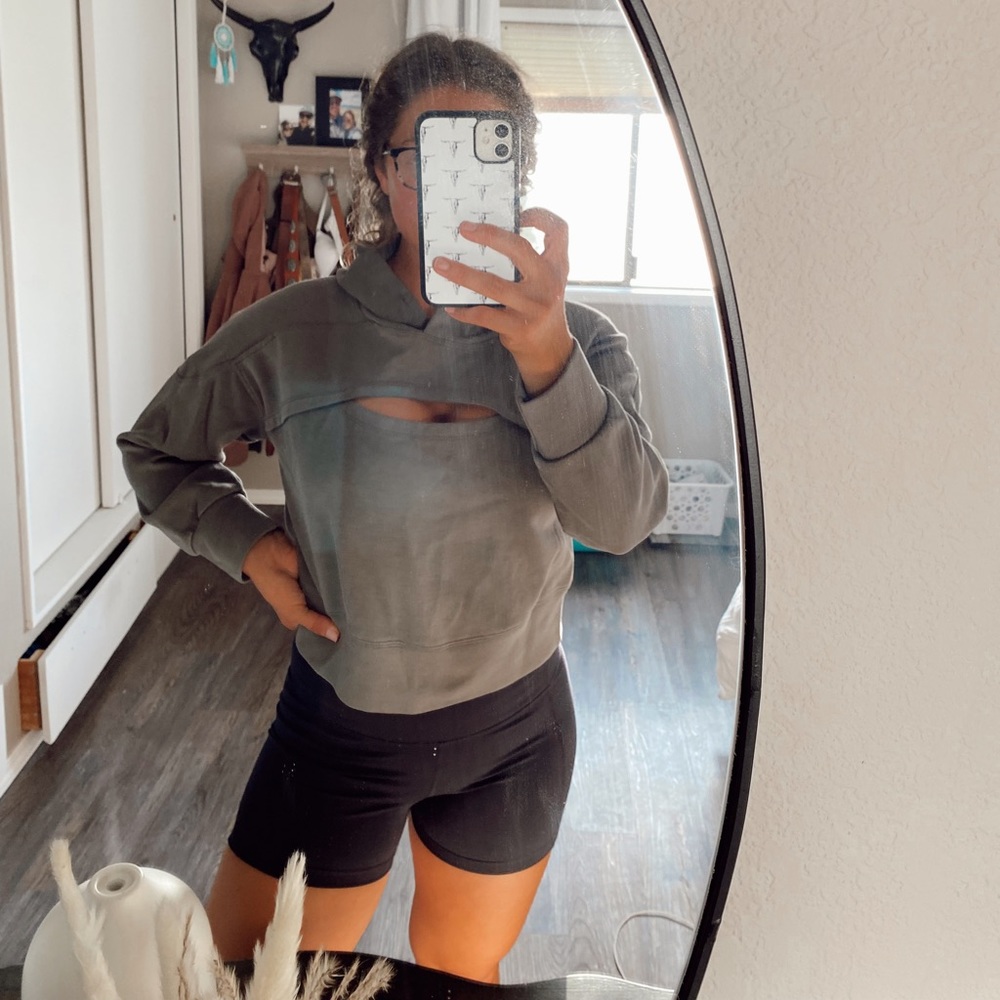 Crop sweater with cutout